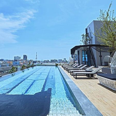 Chezzotel Pattaya Dış mekan fotoğraf